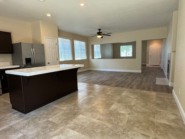 Building Photo - Nicely updated Rocklin home! A must see!