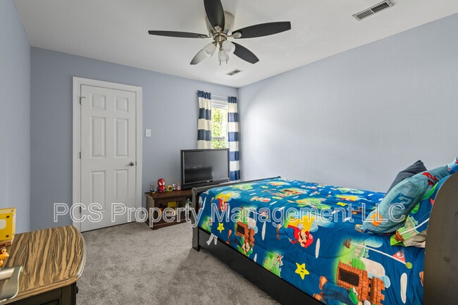 Building Photo - 12605 Jolly Pl