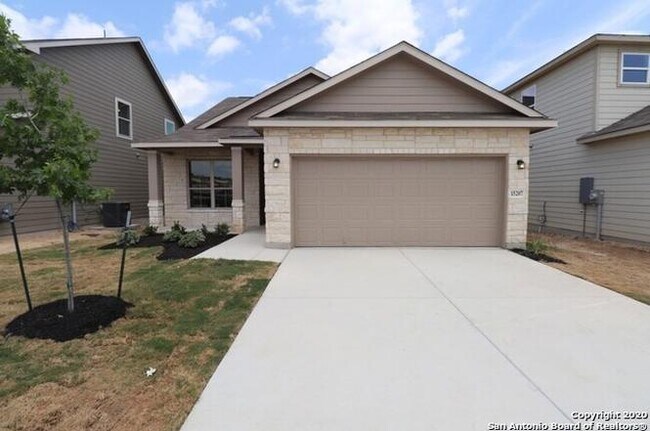 Building Photo - 15207 Proteus St