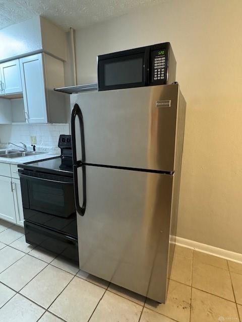 Building Photo - 246 Oak St