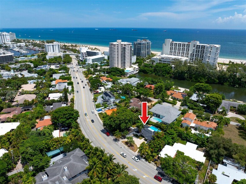 Building Photo - 1308 Seabreeze Blvd