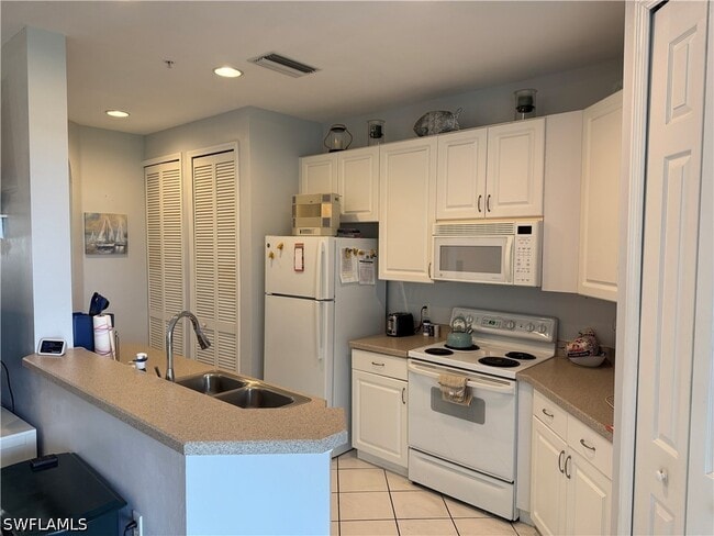 Building Photo - 1420 Sweetwater Cove