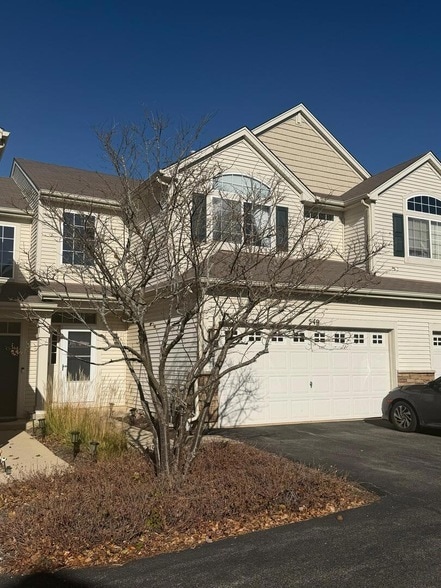 Primary Photo - 549 S Jade Ln