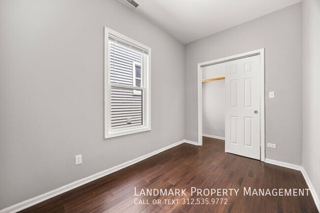 Building Photo - 2947 N Avers Ave