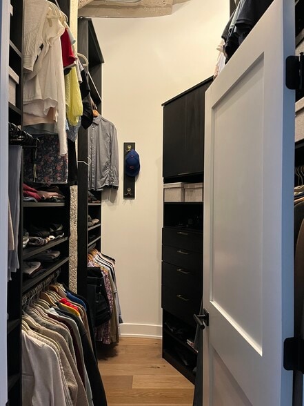 Main Closet w/ easy up/down Racks - 17 N Loomis St