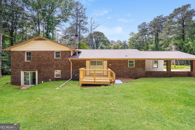 Building Photo - 160 Allenwood Rd