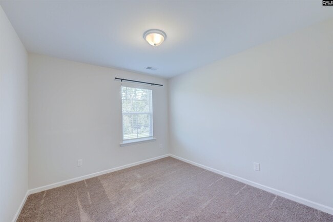 Building Photo - 151 Brockway Dr