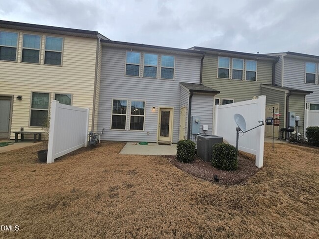 Building Photo - 41 Hawkstone Dr