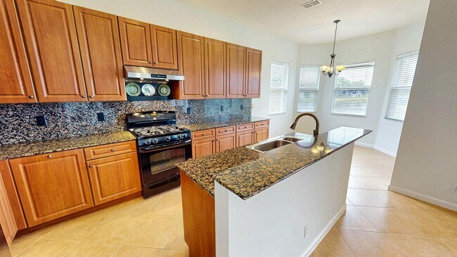 Building Photo - 11621 SW Mountain Ash Cir