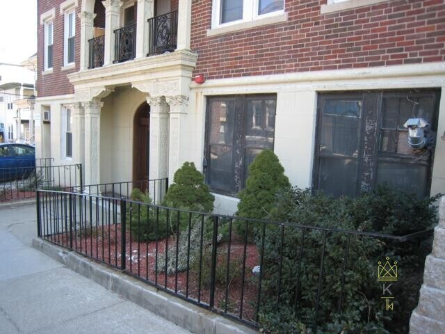 Building Photo - 28 Quint Ave