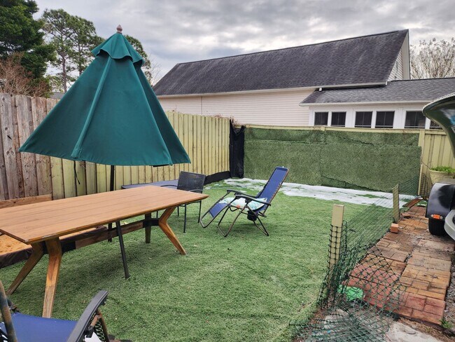 Building Photo - ~~~ LORDS CREEK ~~~