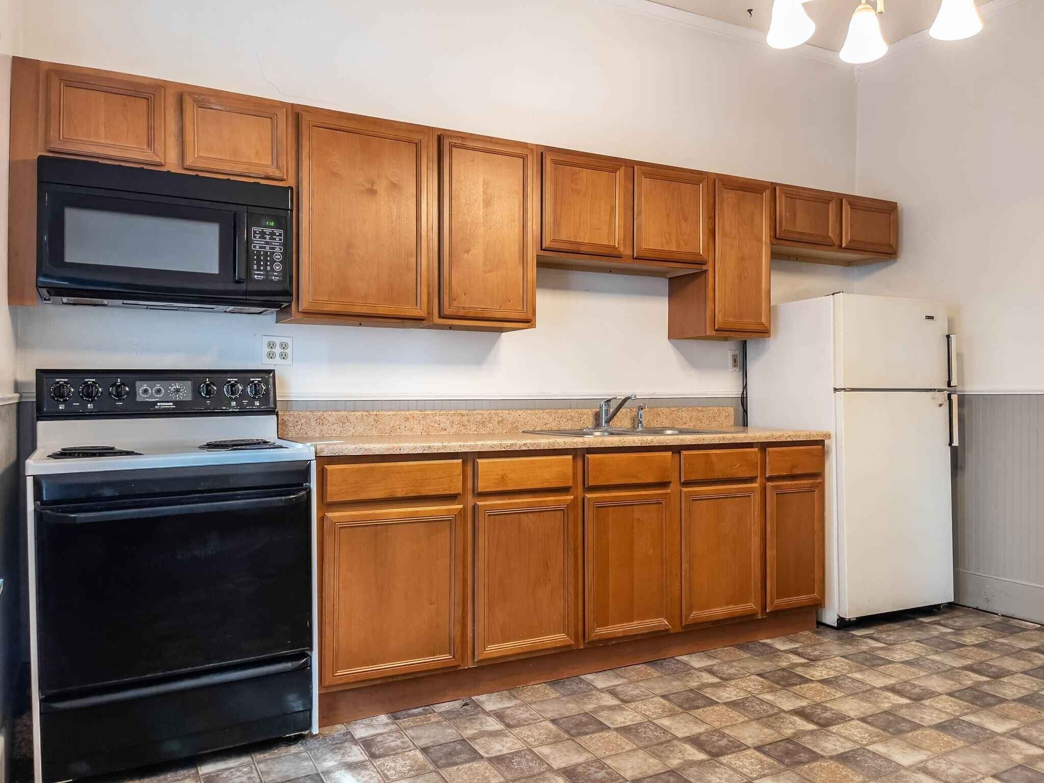 Kitchen - 320 W Church St