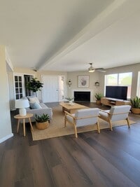 Building Photo - Cozy 1BR/1BA Condo w/ A/C • Full Kitchen Suite • Assigned Parking in Tucson