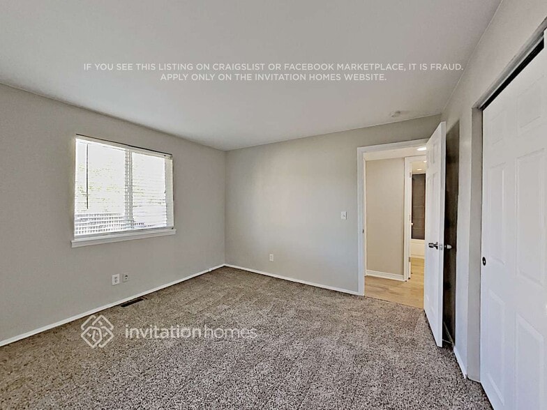 Building Photo - 3869 S Uravan St