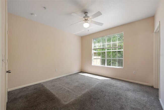 Building Photo - 5125 Palm Springs Blvd