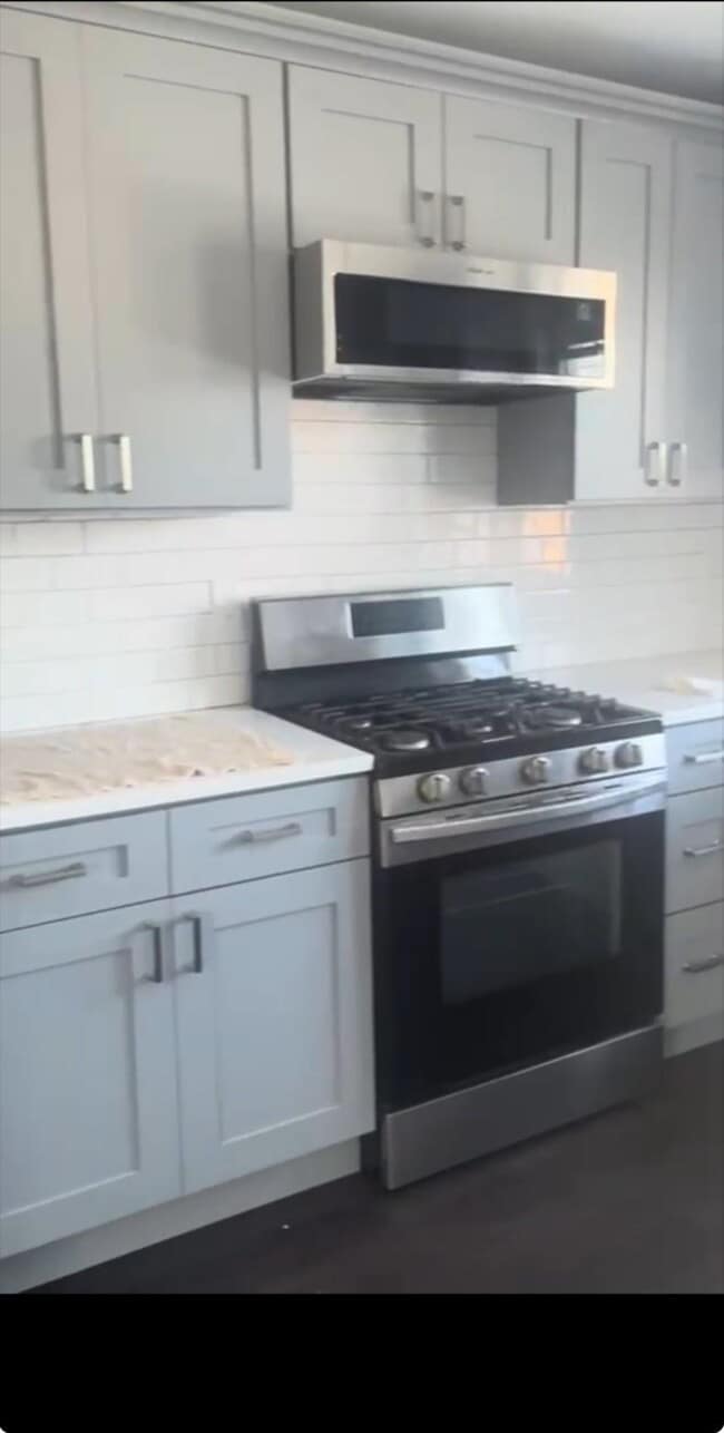 Building Photo - 4207 Grand Ave