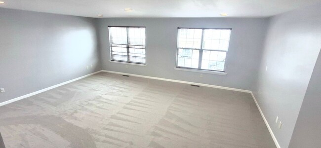 Building Photo - 3-4 Bedroom 4 Bathroom in Hummelstown!