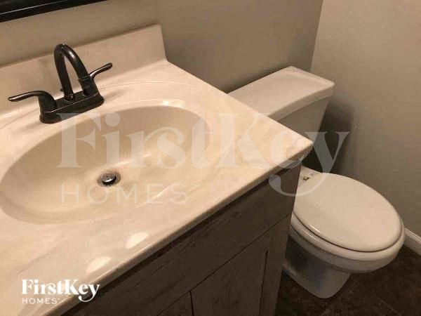 Building Photo - 72 Gray Owl Garth Ct