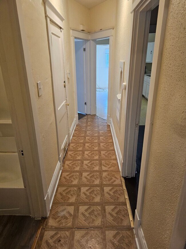 Building Photo - 4415 Nebraska Ave