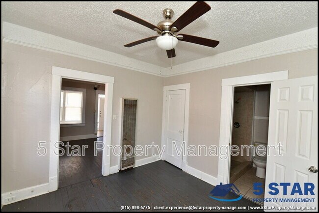 Building Photo - 3519 Douglas Ave