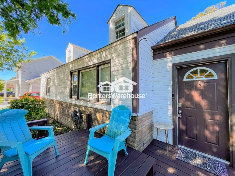 Building Photo - 8455 Radnor Rd