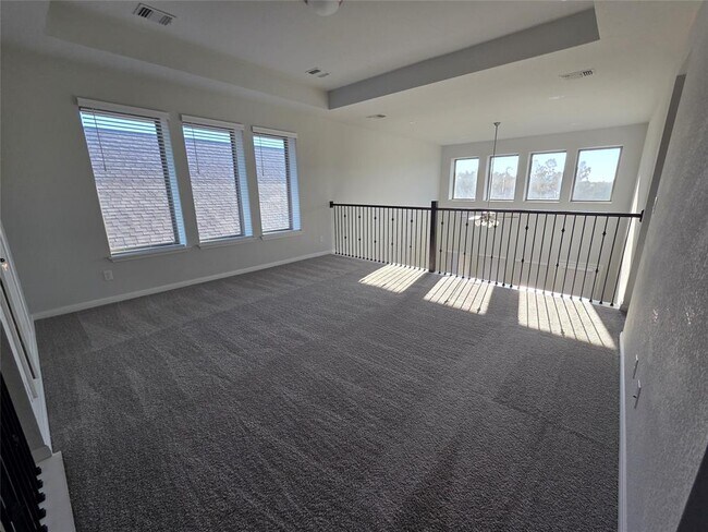 Building Photo - 221 Bauer Lp