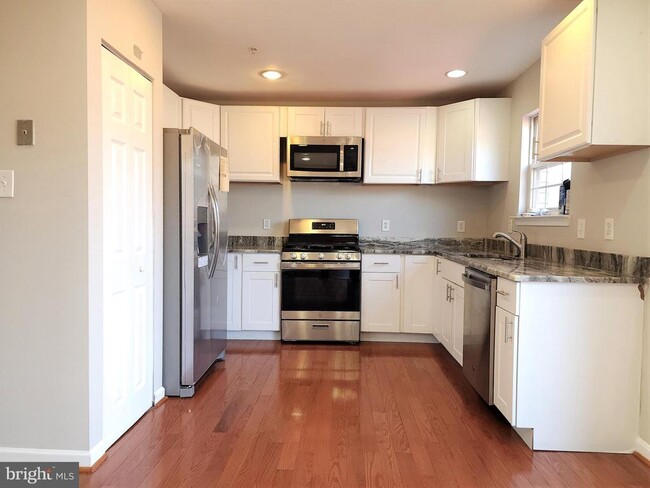 Building Photo - 4605 Snowflower Blvd