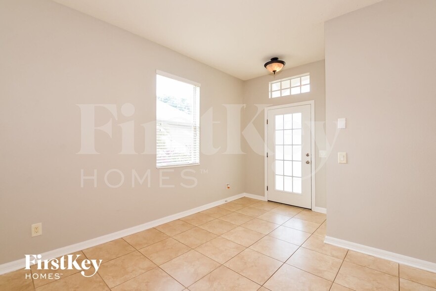 Building Photo - 10205 38th Ct E