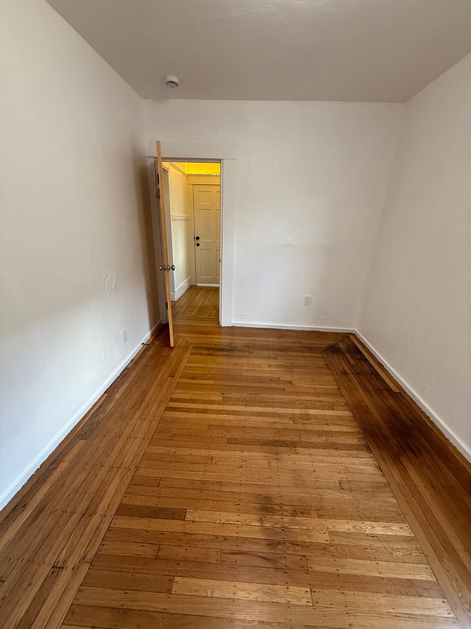 Building Photo - 685 28th St