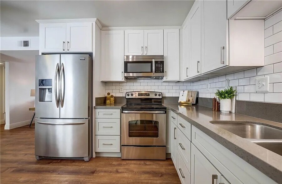 Building Photo - 26142 Serrano Ct