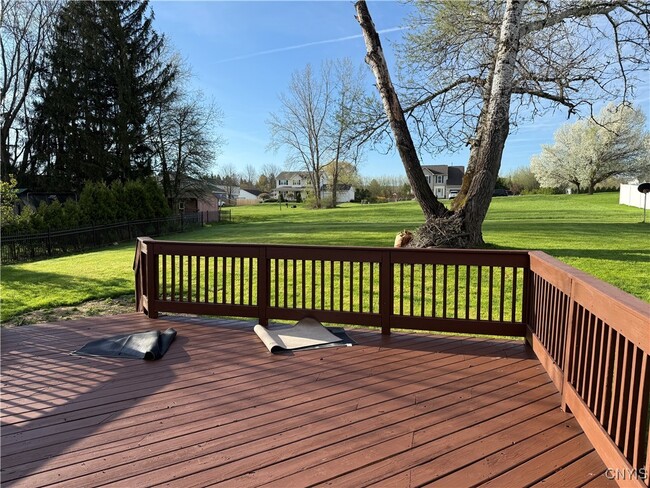 Building Photo - 126 Belleview Dr