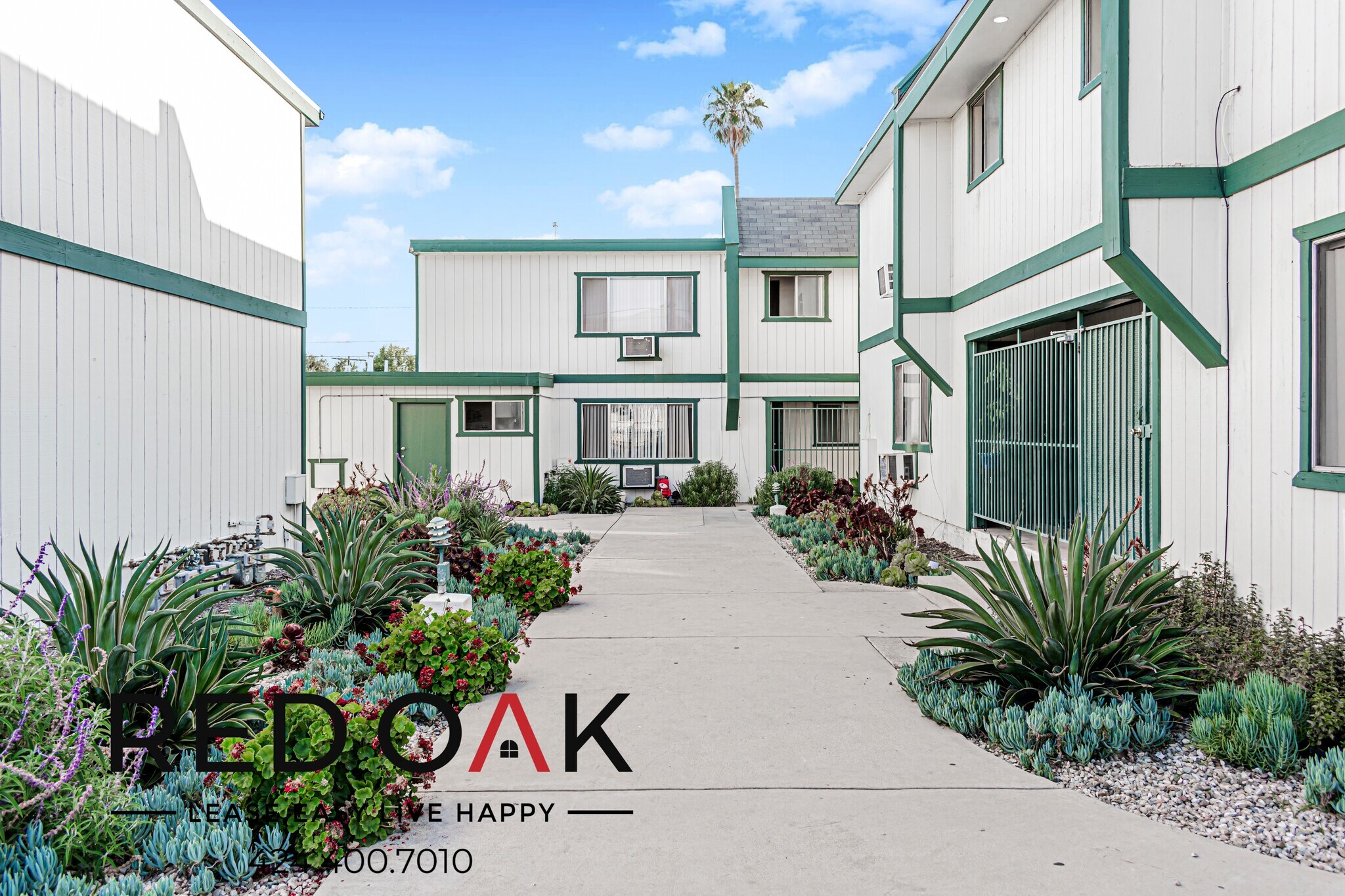 Building Photo - 12767 San Fernando Rd