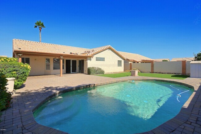 Building Photo - 8517 W Caribbean Ln