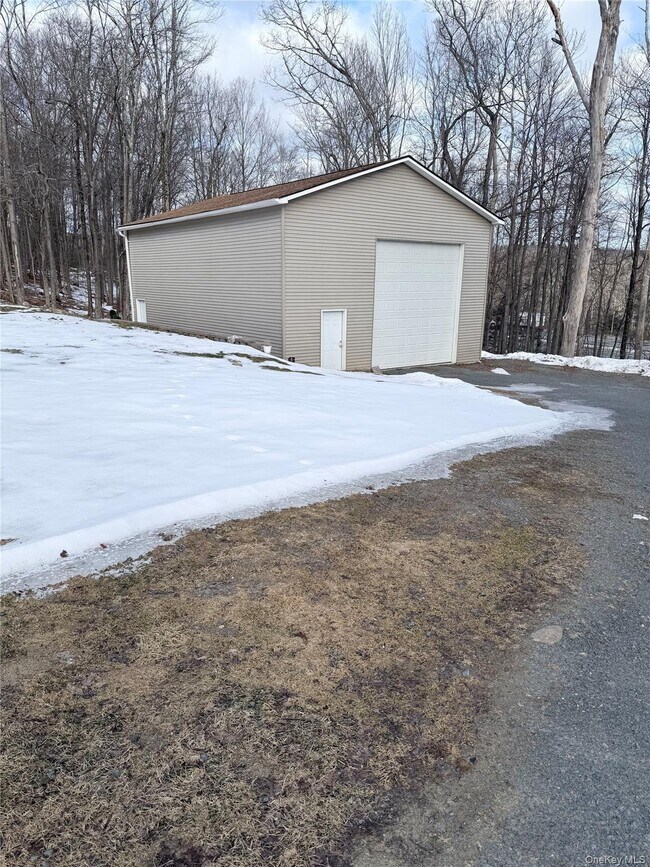 Building Photo - 184 Mt Prosper Rd