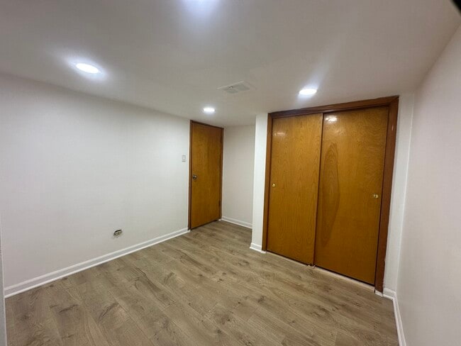 Building Photo - 3000 N Austin Ave