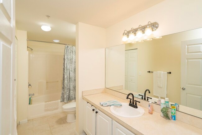 Building Photo - 4010 Grande Vista Blvd