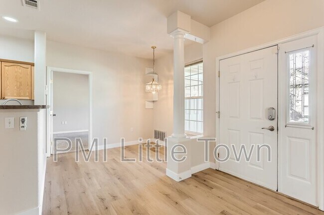 Building Photo - 4045 S Crystal Cir