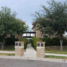 Building Photo - 507 Lotto Ln
