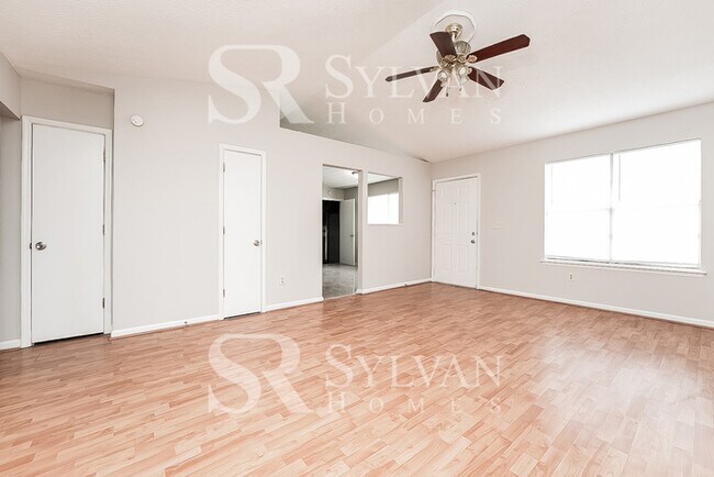 Building Photo - Lease today! No extra charge for contentme...