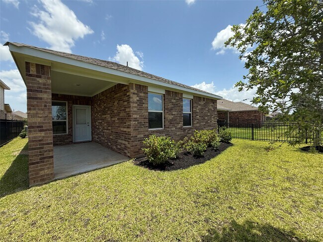 Building Photo - 445 Aurora Creek Ln