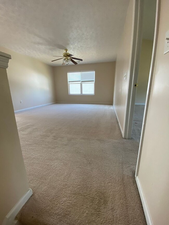 Building Photo - 4221 Dobbin Cir