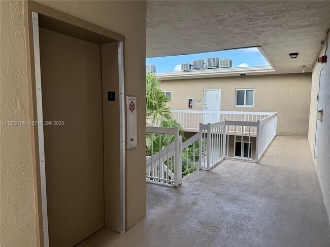 Building Photo - 7720 Camino Real