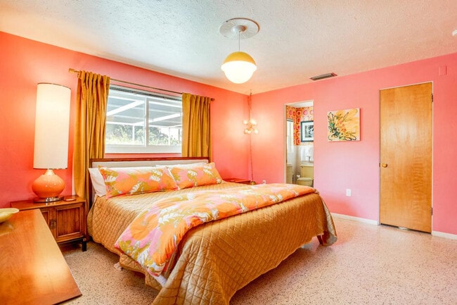 Building Photo - 2945 Upper Tangelo Dr