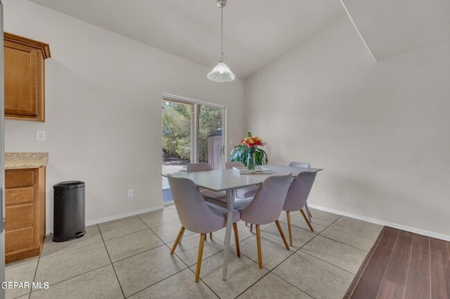 Building Photo - 14209 Trigger Rock Ln