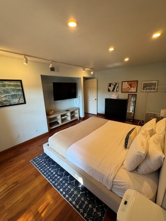 Building Photo - 3335 Lowell St