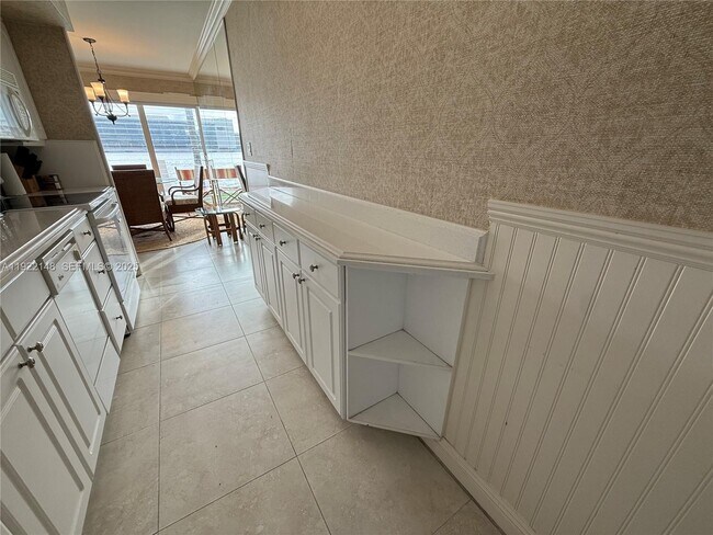 Building Photo - 1775 Harbourview Dr