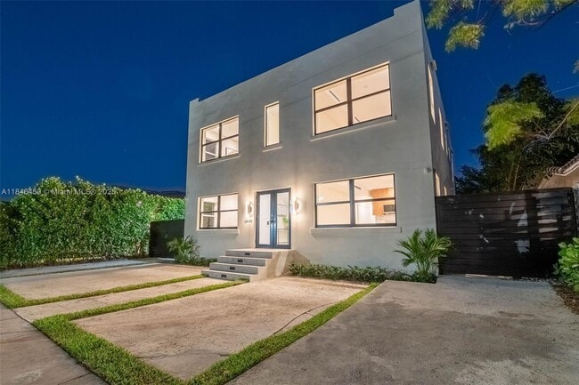 Building Photo - 1840 SW 22nd Terrace