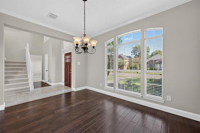 Building Photo - 11613 Alexandria Dr