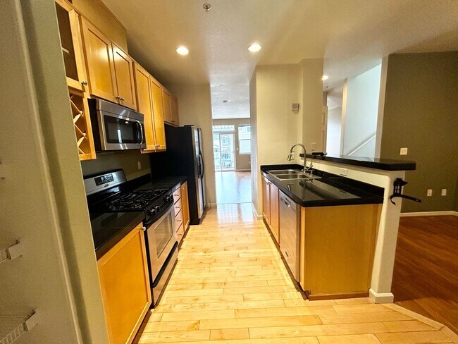 Building Photo - 8720 SW 147th Terrace