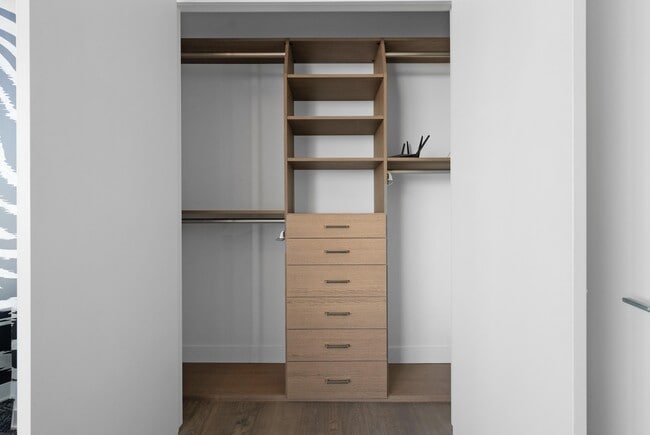 Building Photo - 280 Spear St